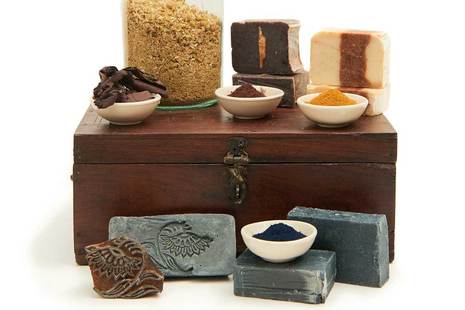 Soap making with natural dyes